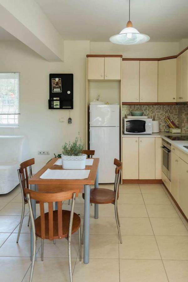 Appartement Sofia à Kalamata Extérieur photo