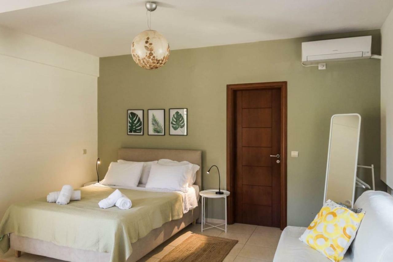 Appartement Sofia à Kalamata Extérieur photo